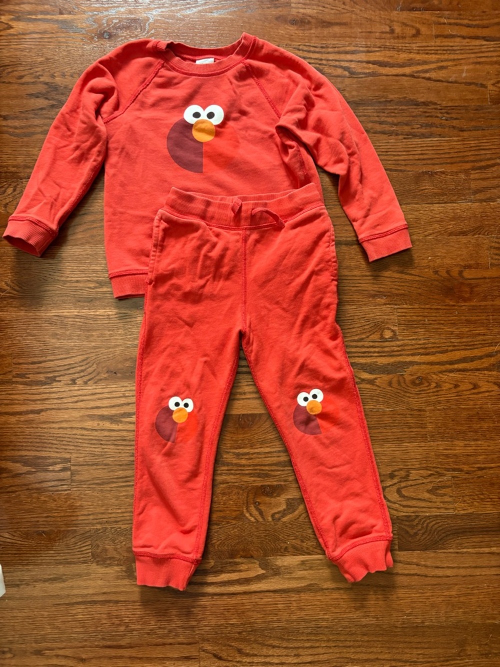 Hanna Andersson Red Elmo Sweatshirt & Jogger Set